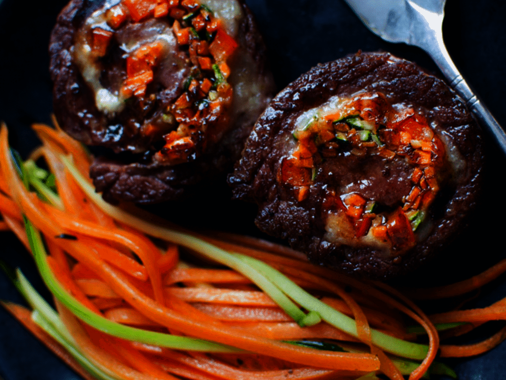 10 Recetas fáciles de solomillo al horno en su jugo y relleno Receta rápida de solomillo relleno de verduritas al horno