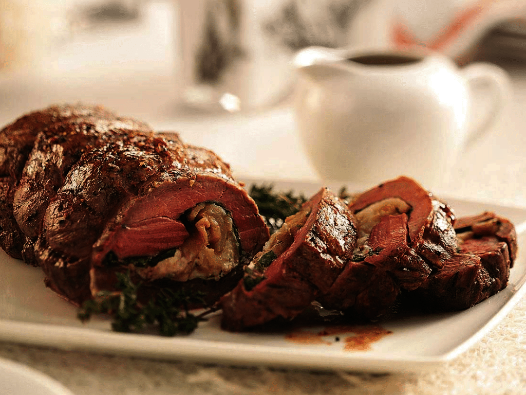 10 Recetas fáciles de solomillo al horno en su jugo y relleno Solomillo de ternera relleno de foie-gras